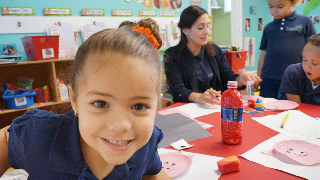 Hollywood Learning Centers in Hollywood Fl uses creativity to help children learn